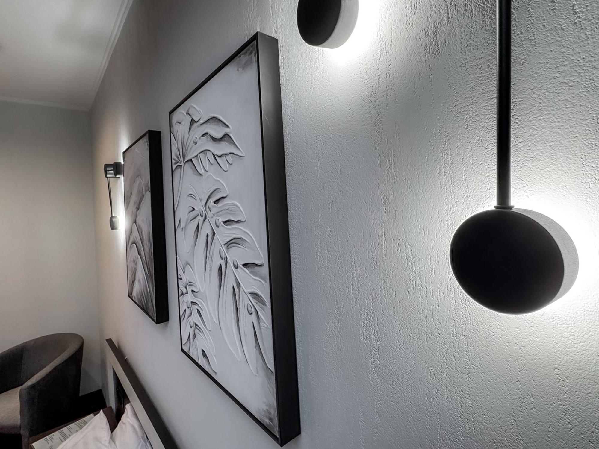 Apartments On Zaliznychna 49 Ιβανό-Φρανκίβσκ Εξωτερικό φωτογραφία